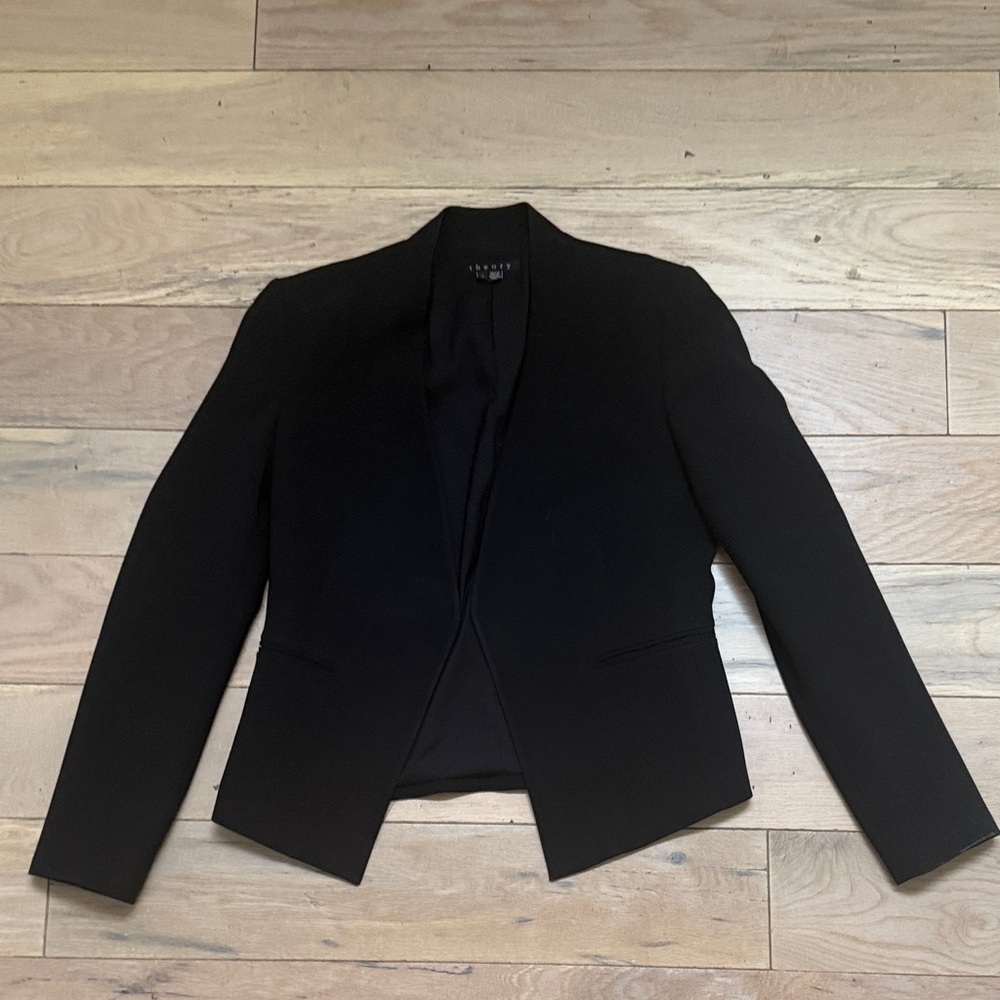 Theory Classic Black Women's Blazer